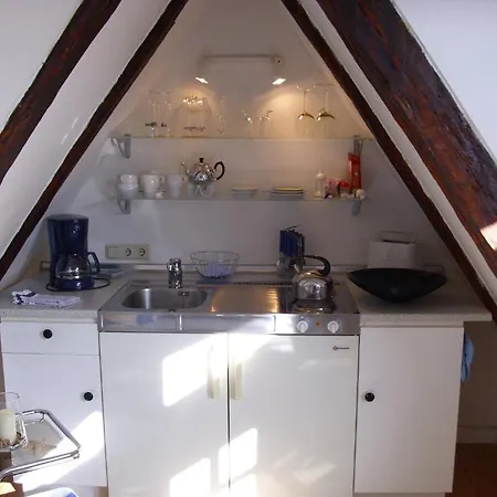 Haus Alexandrine Apartment