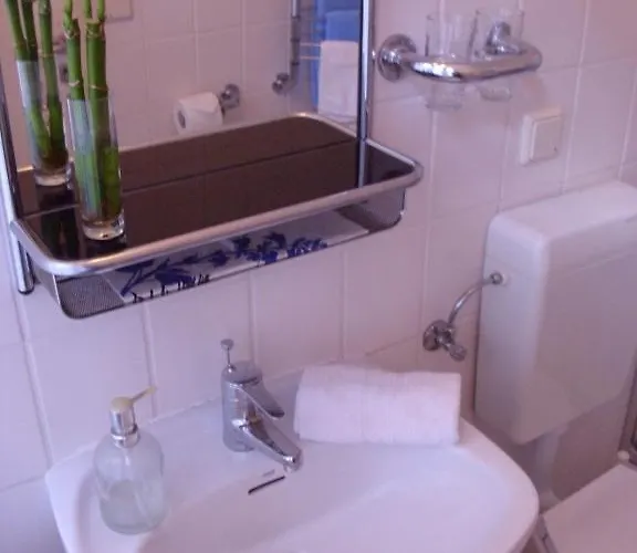 Haus Alexandrine Apartamento Rostock